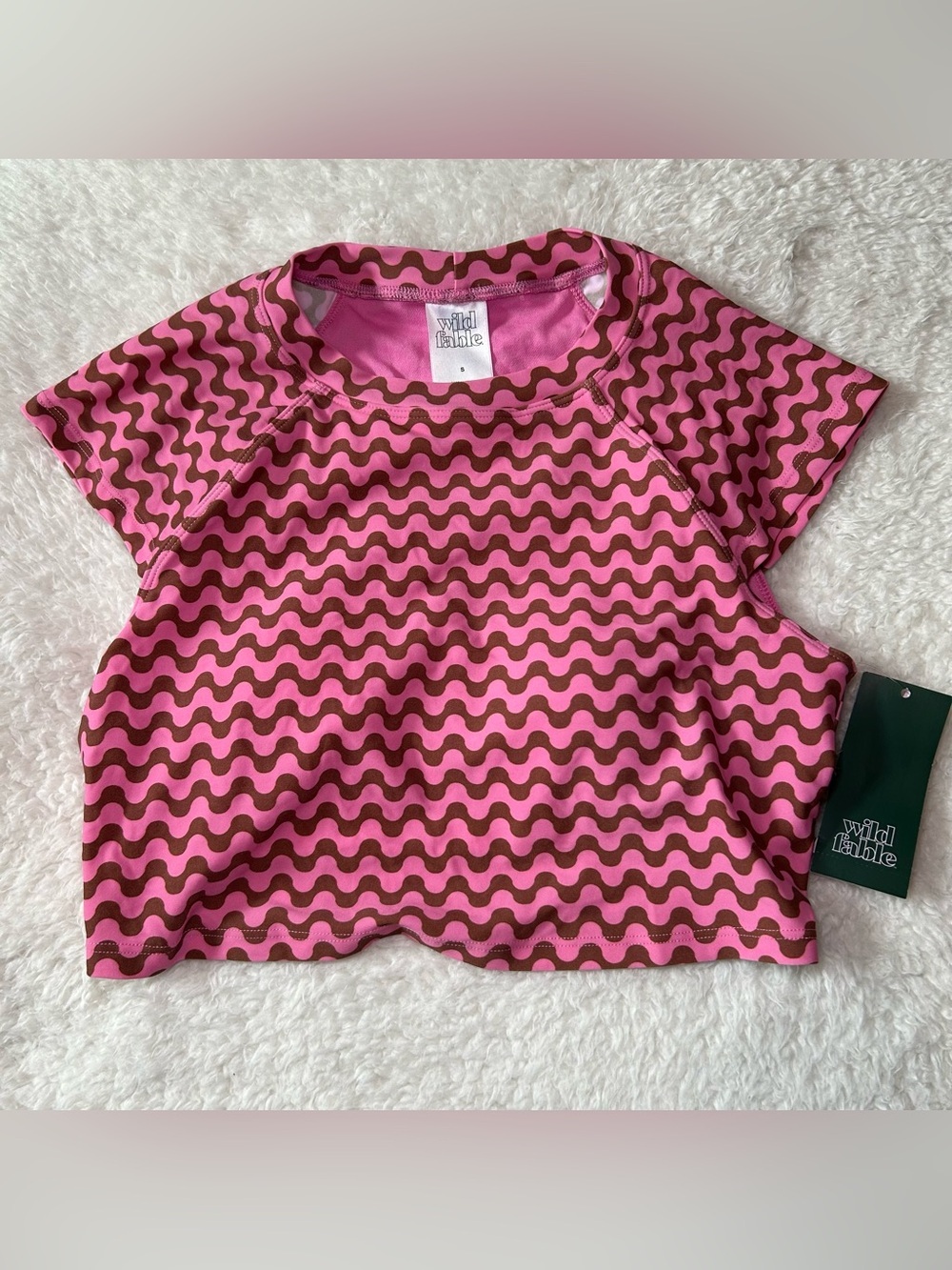 Wild Fable Women’s Shirt Bikini Top Small Pink Wavy Pattern NEW